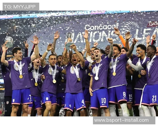 德甲焦点战尤文图斯凭乌龙球小胜皇马全场沸腾