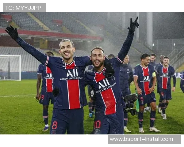 世界杯惊现冷门巴黎圣日耳曼逆转国米引发全场狂欢集锦回顾